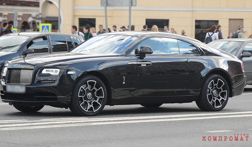  Rolls-Royce Wraith  